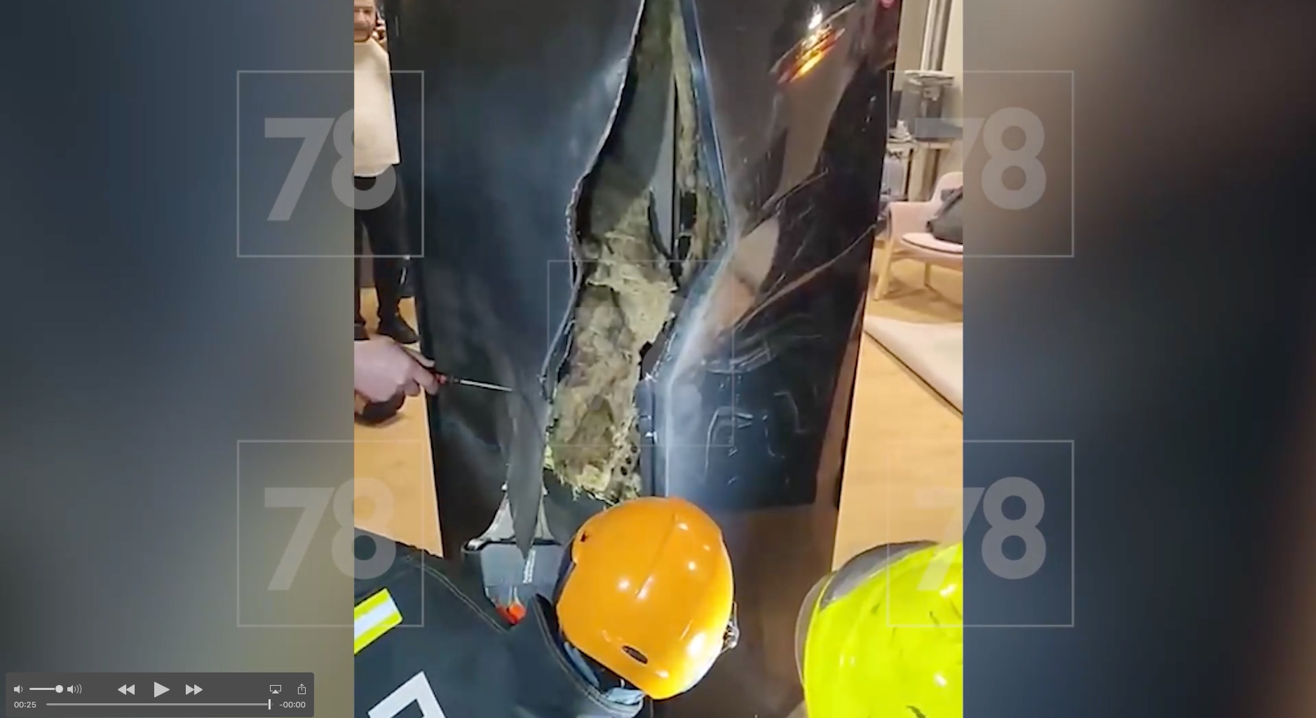 Человек в сейфе