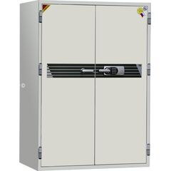 Diplomat 300DTE, фото ТРЕЗОР