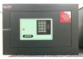 Сейф Рипост